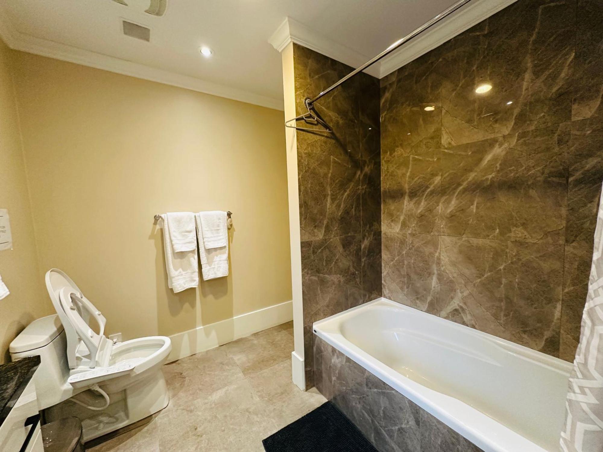 Shaughnessy Cozy Bedrooms Vancouver