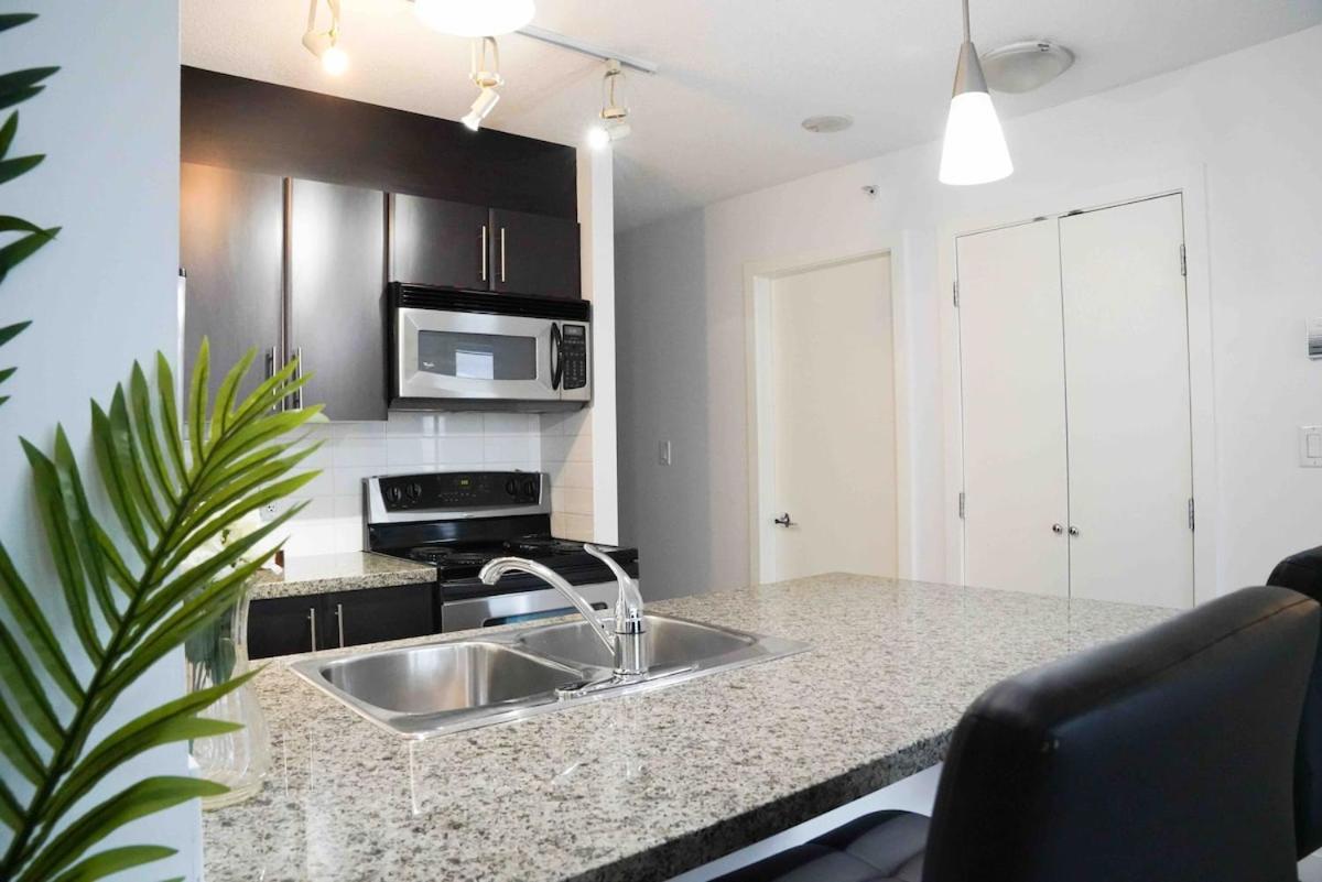 Apartment Dt Pool, Parking, And Panoramic Views *