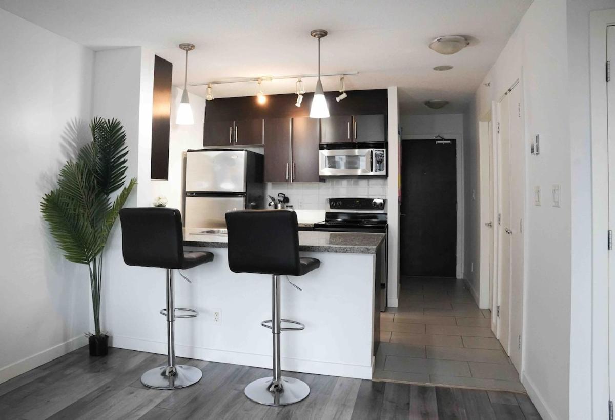 Apartment Dt Pool, Parking, And Panoramic Views *