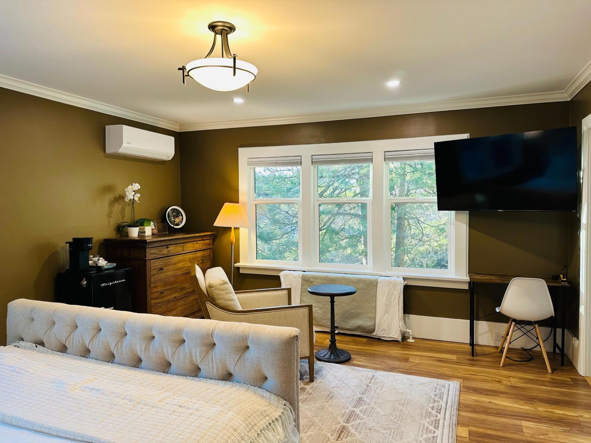 Shaughnessy Cozy Bedrooms Vancouver