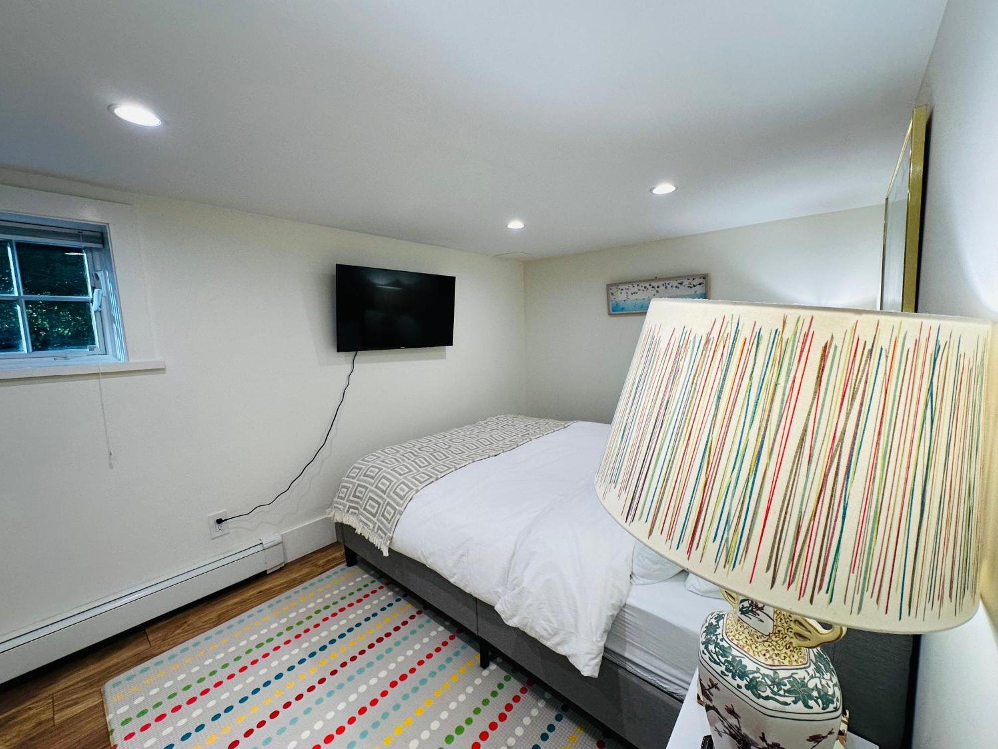 Homestay Shaughnessy Cozy Bedrooms