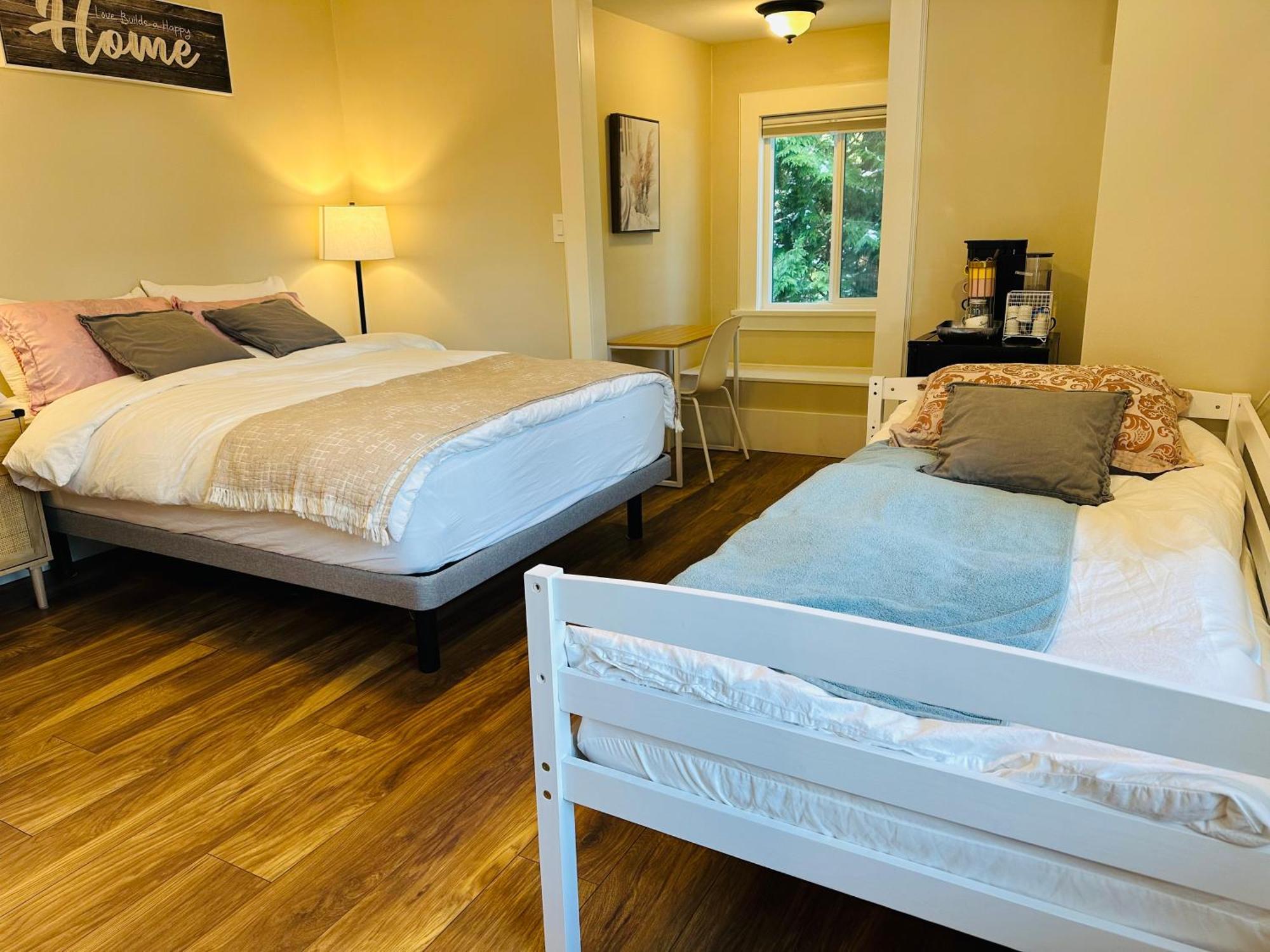 Homestay Shaughnessy Cozy Bedrooms *