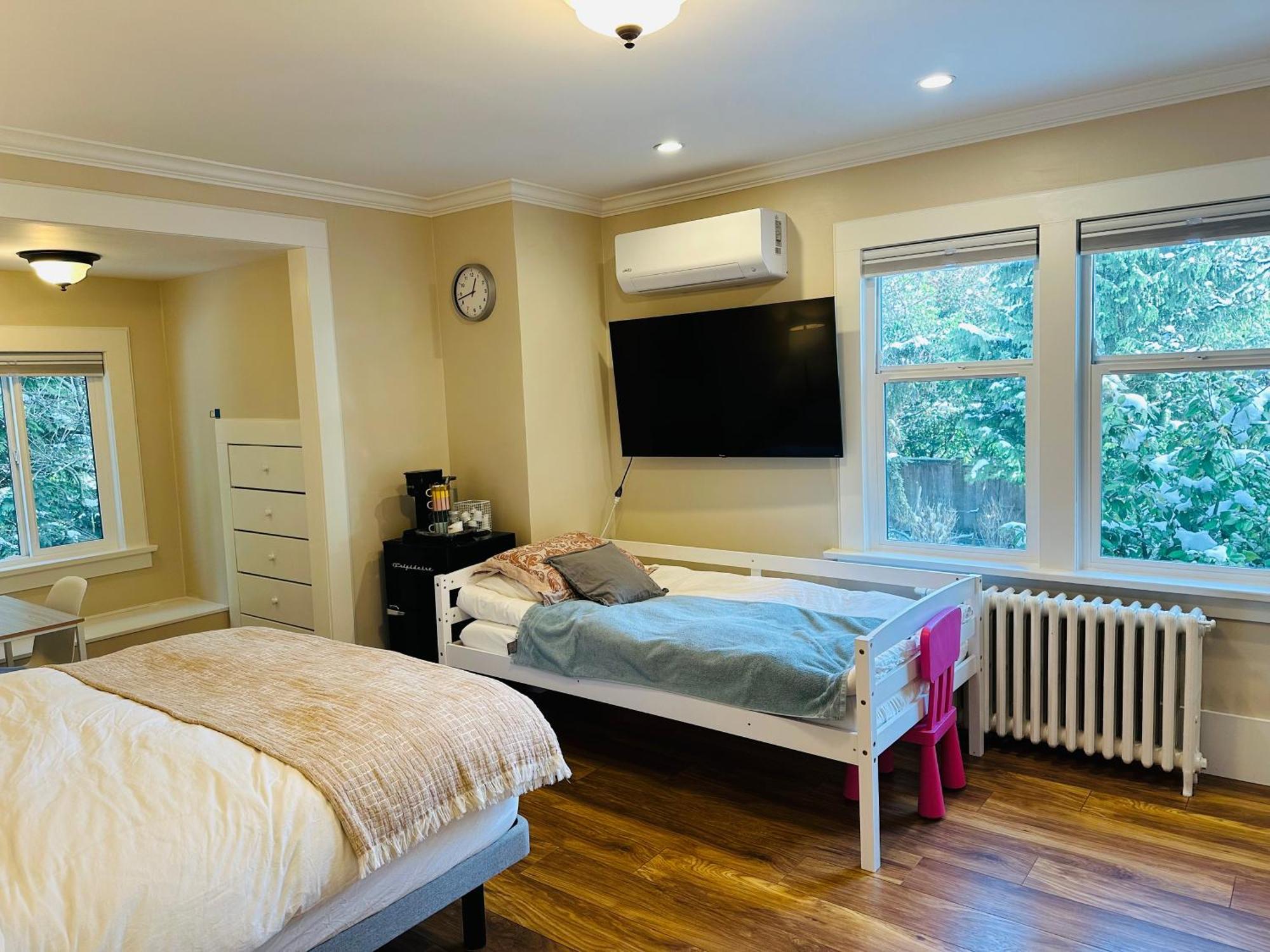 Homestay Shaughnessy Cozy Bedrooms *
