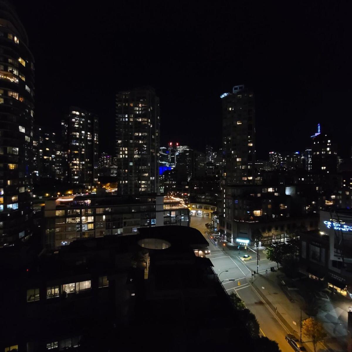 Charming Abode Downtown Vancouver