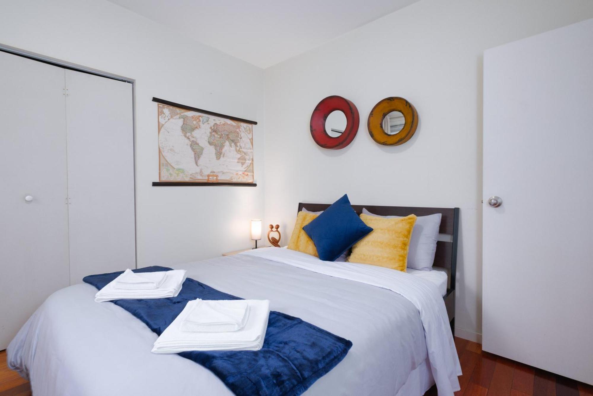 Stylish And Cozy Downtown Apartment, Near Waterfront Station * Vancouver