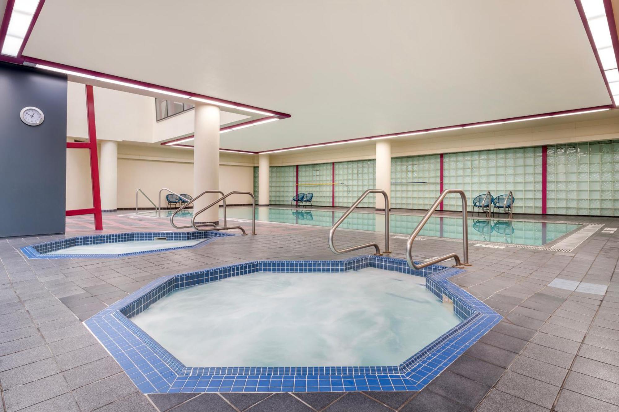 Embarc Resort