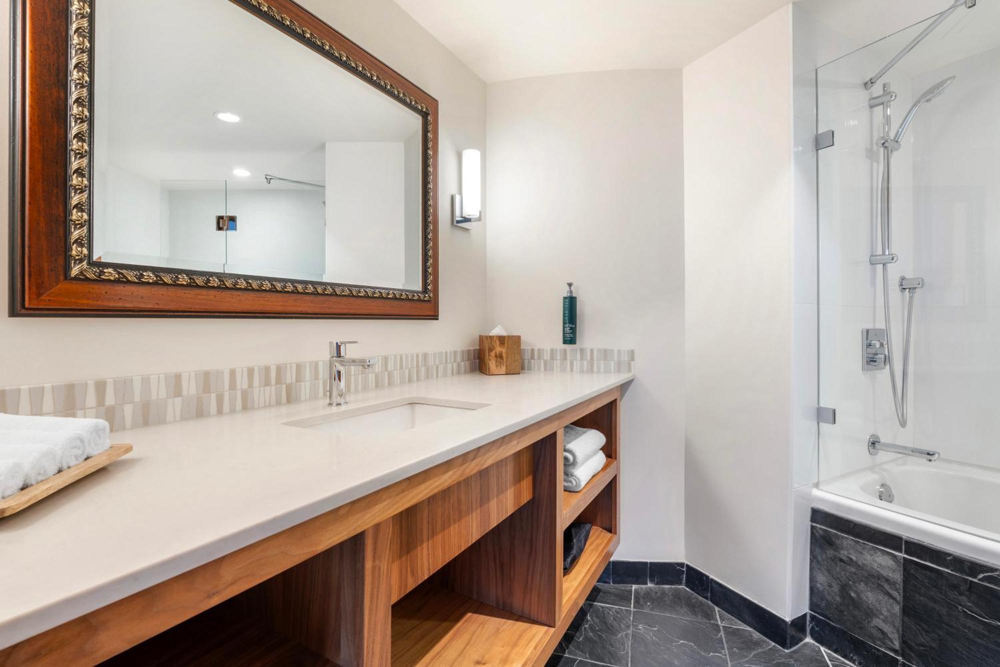 Embarc Resort Vancouver