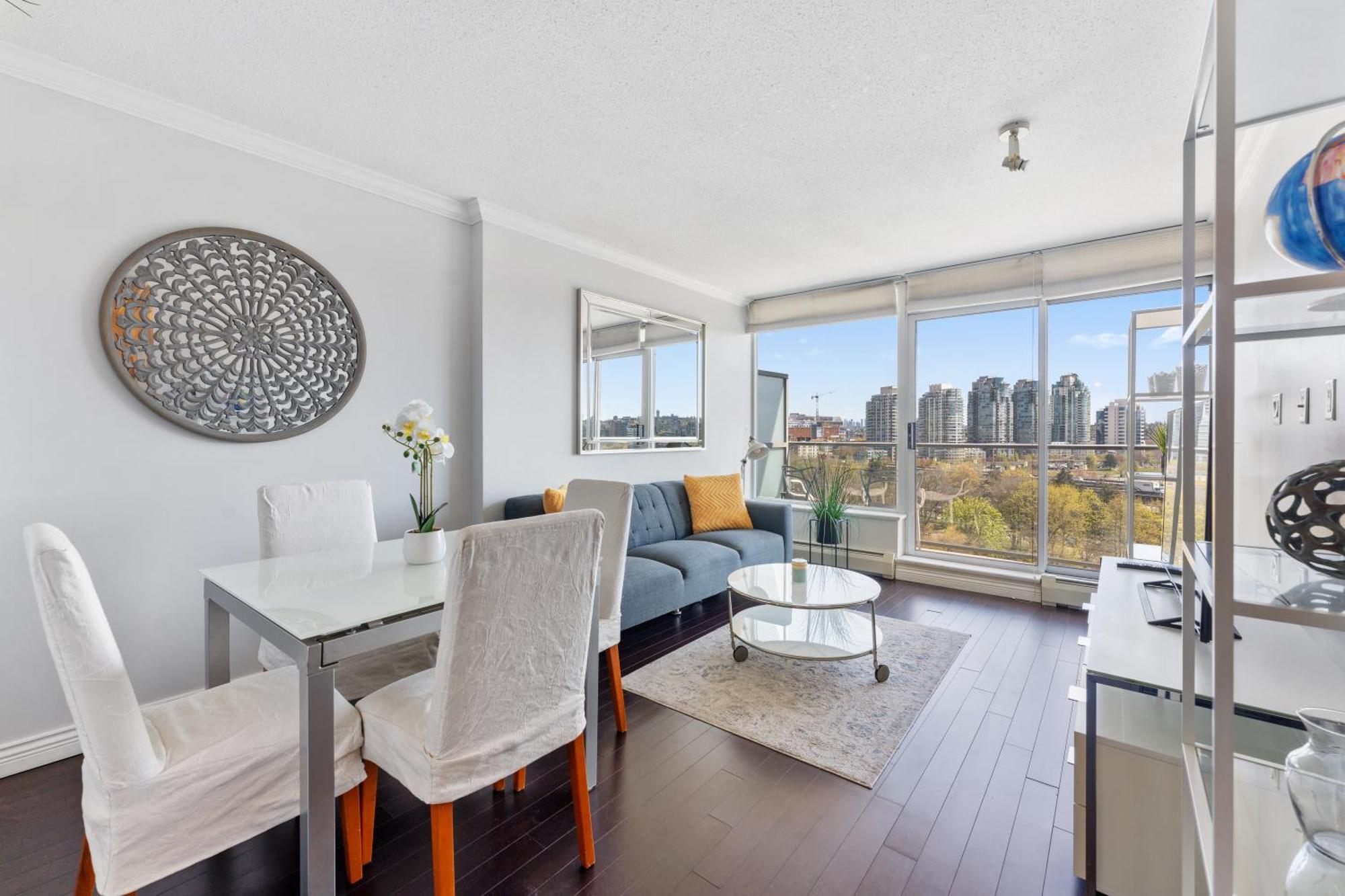 Bright And Airy 1br In Vibrant Chinatown Apartment