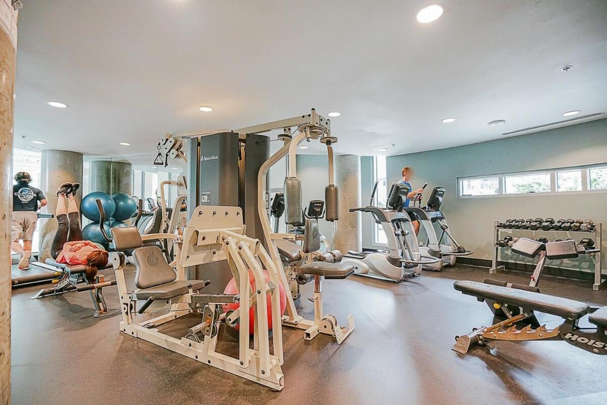 Executive Unit With Spectacular Views