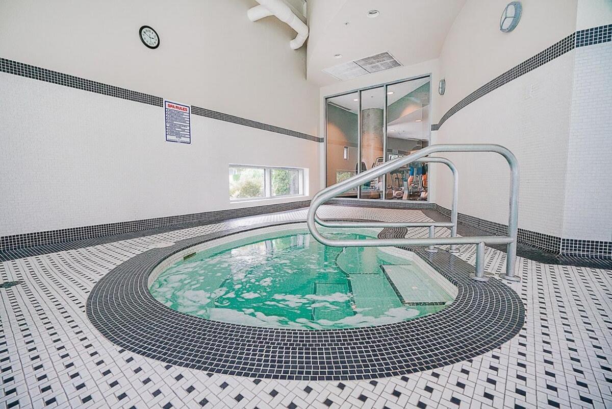 Executive Unit With Spectacular Views Apartment *