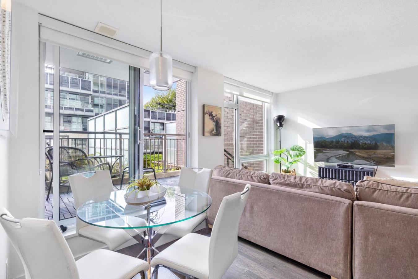 Apartment Modern, Vancouver