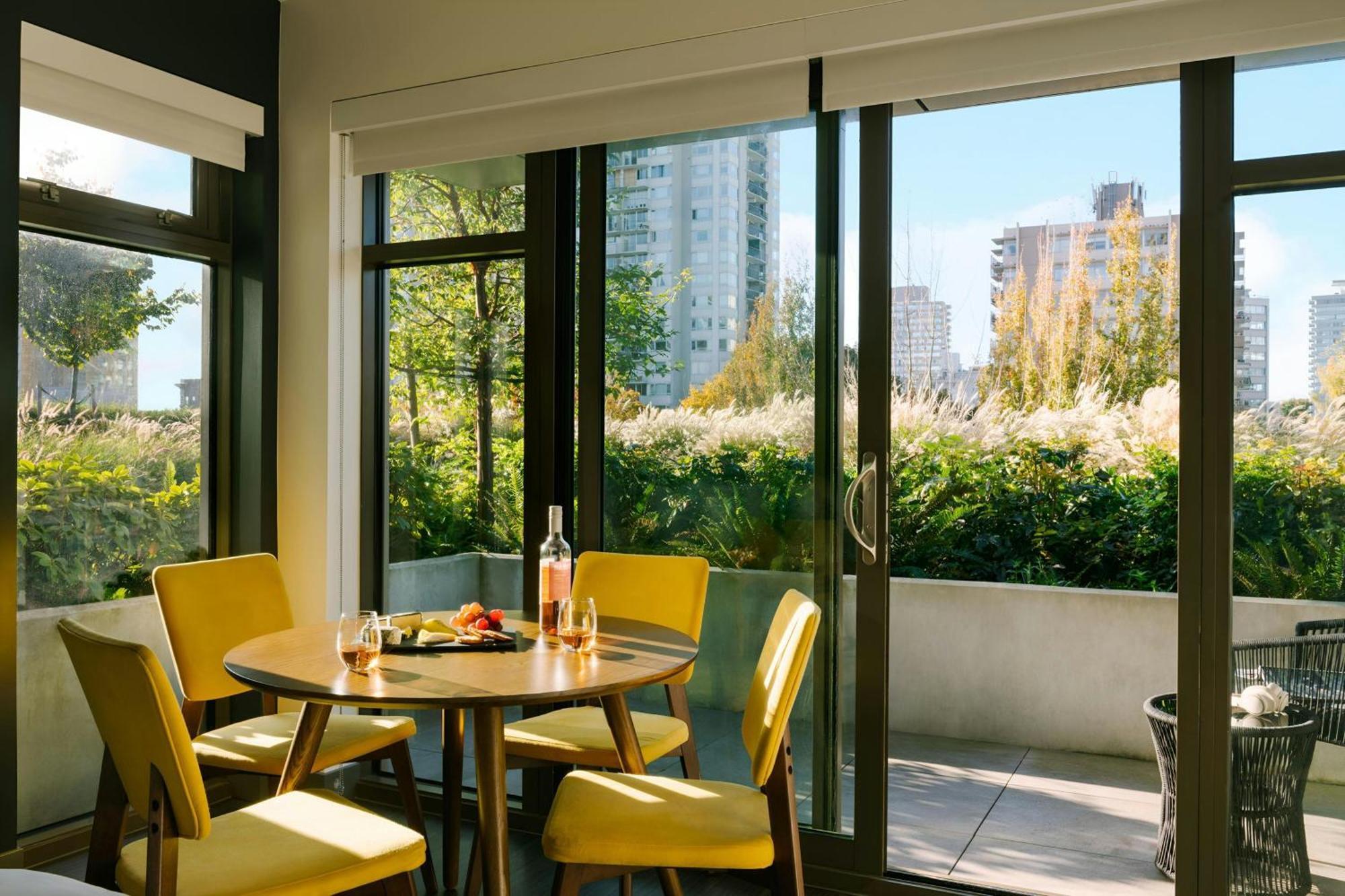 Sonder By Marriott Bonvoy Revival Bay 4*