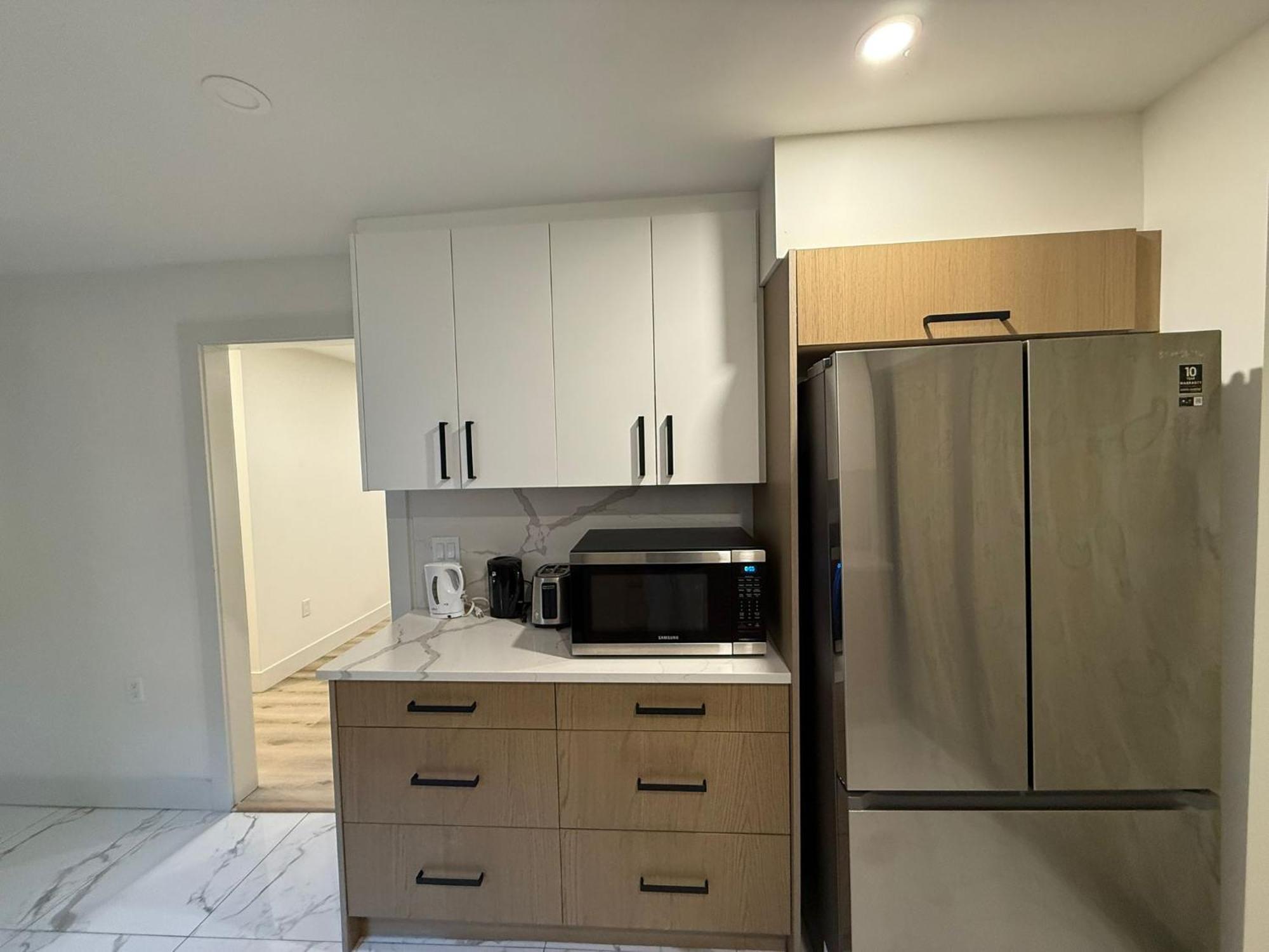 Homestay Cosy Near Downtown Vancouver- Walk To Science World Skytrain & Waterfront- 525 Malkin Avenue
