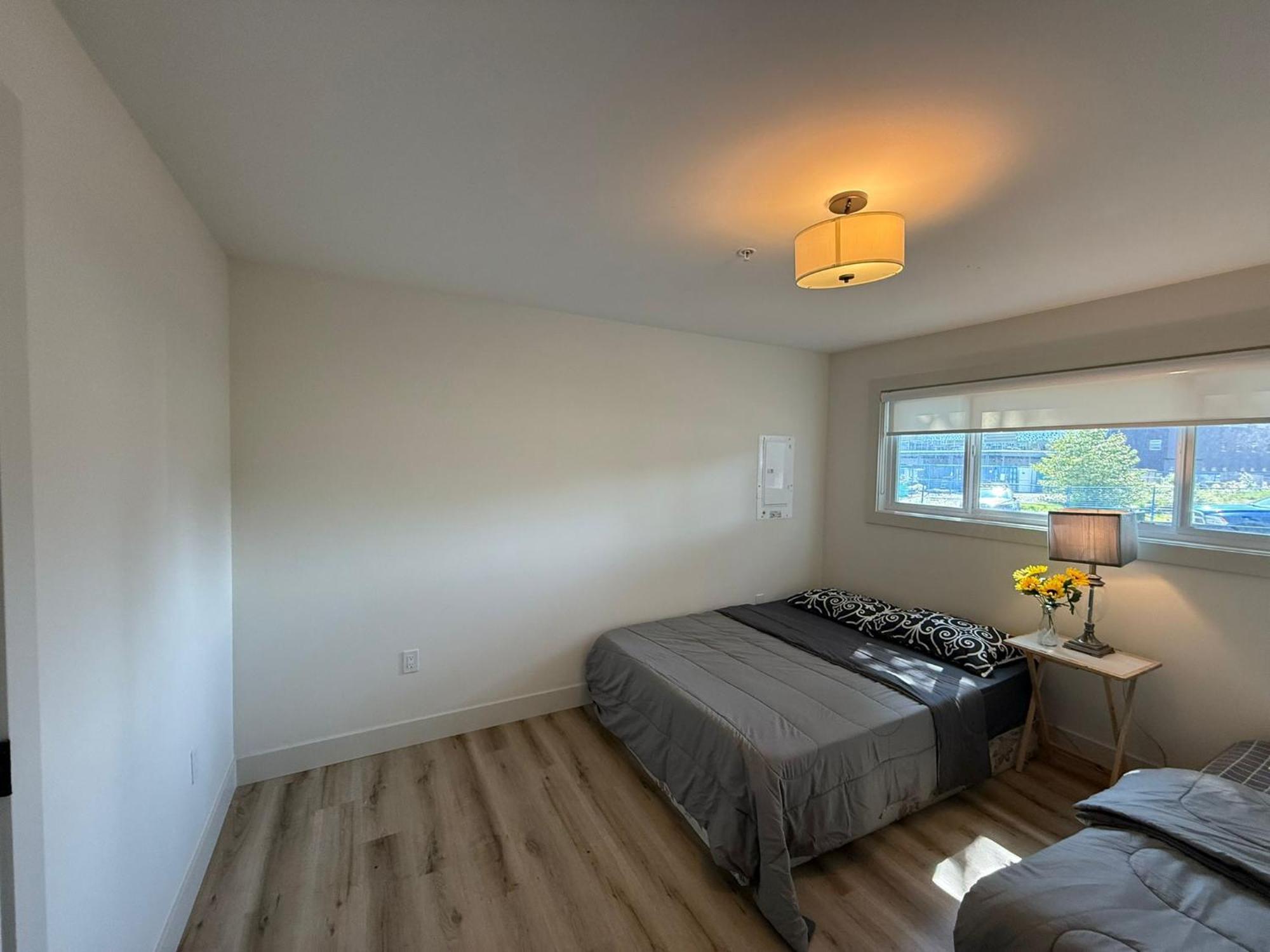Cosy Near Downtown Vancouver- Walk To Science World Skytrain & Waterfront- 525 Malkin Avenue Homestay *