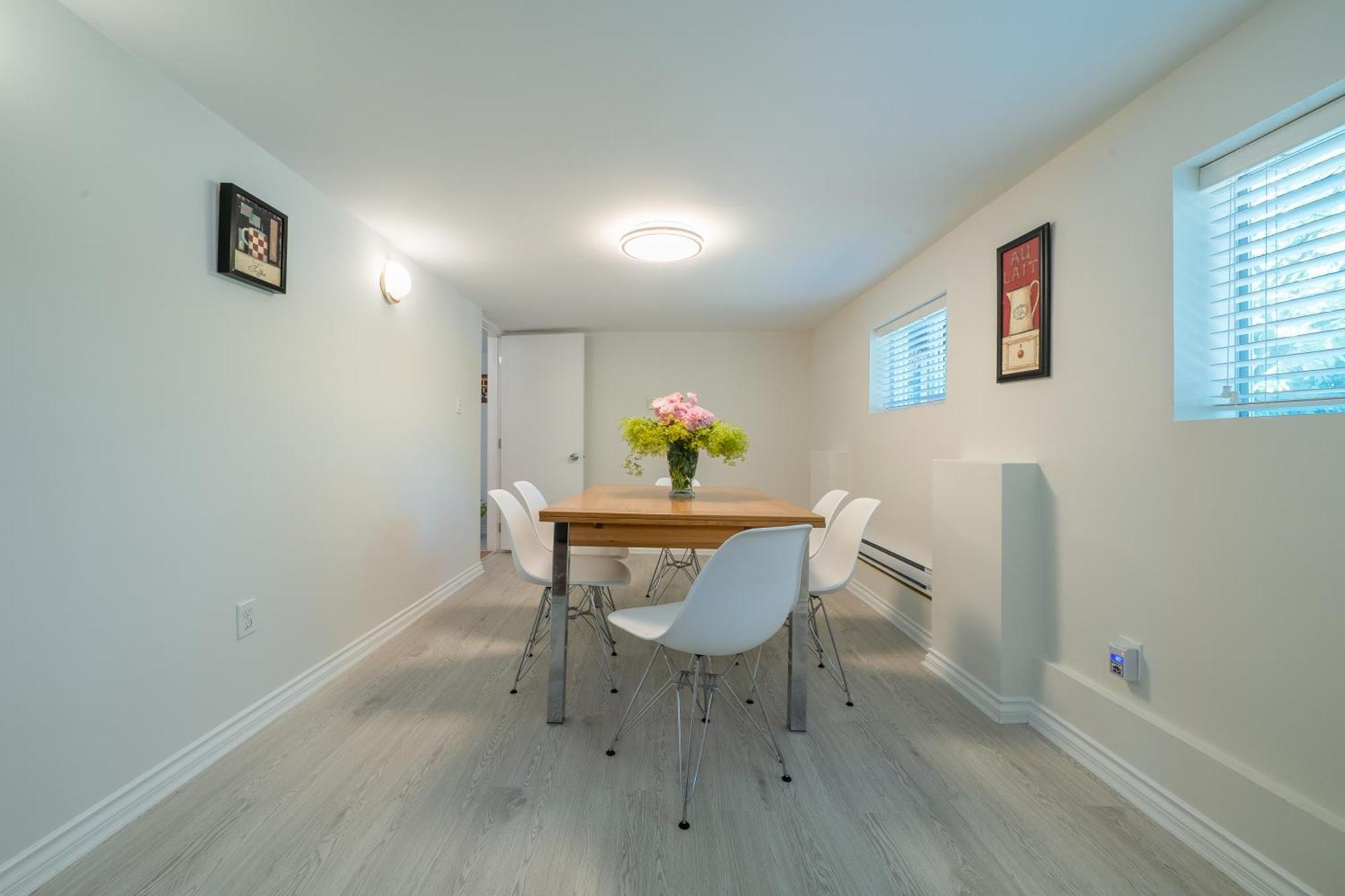 7811 The Solace Vista Villa Vancouver