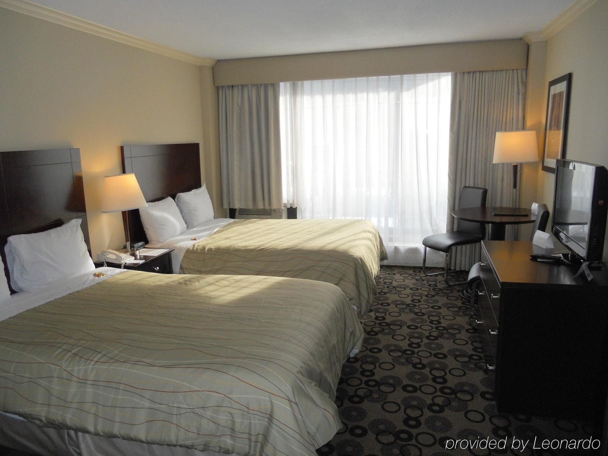 Park & By Radisson Vancouver