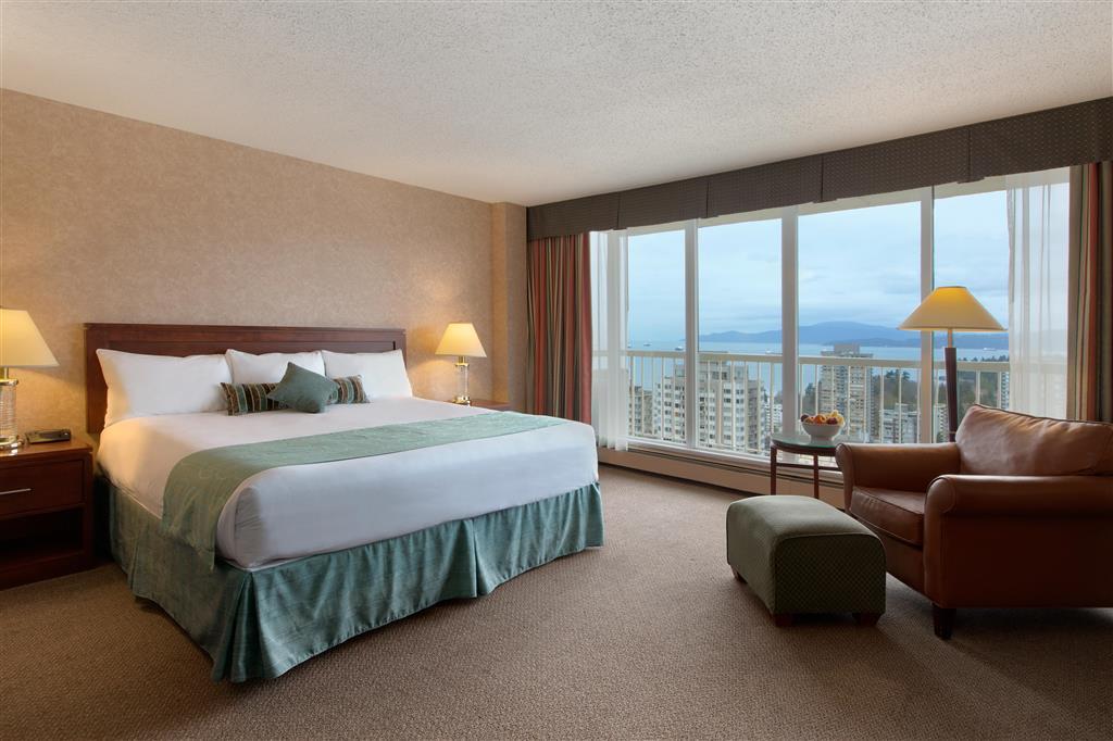 Aparthotel Coast Plaza And Vancouver