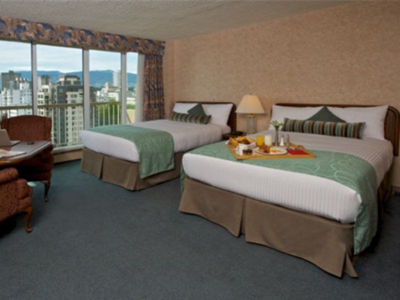 Aparthotel Coast Plaza And 3*