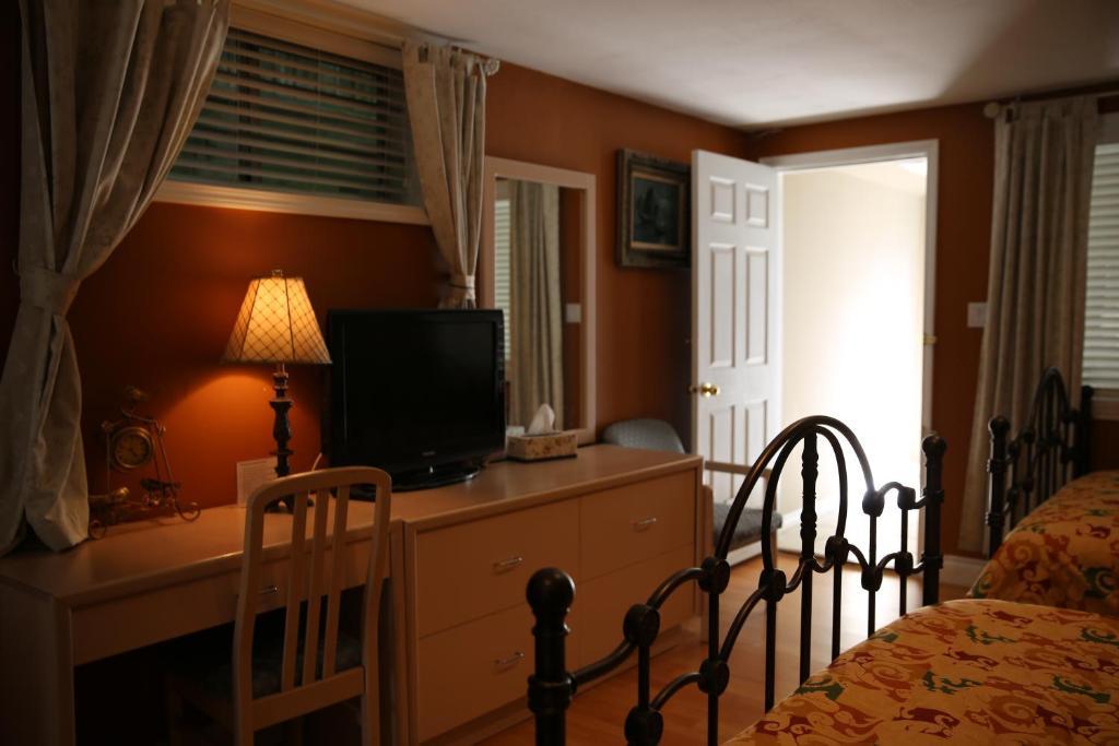 Frühstückspension Camilla House 4*