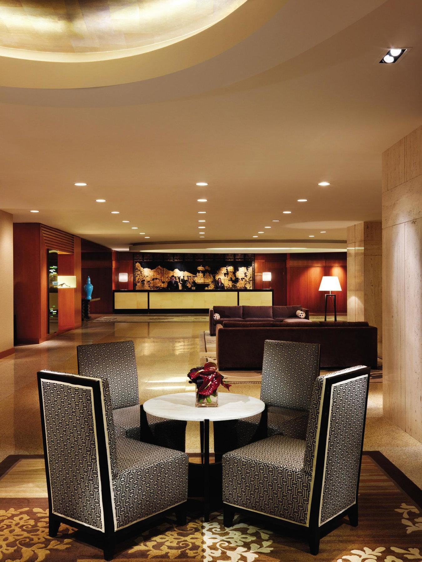 Four Seasons Hotel
