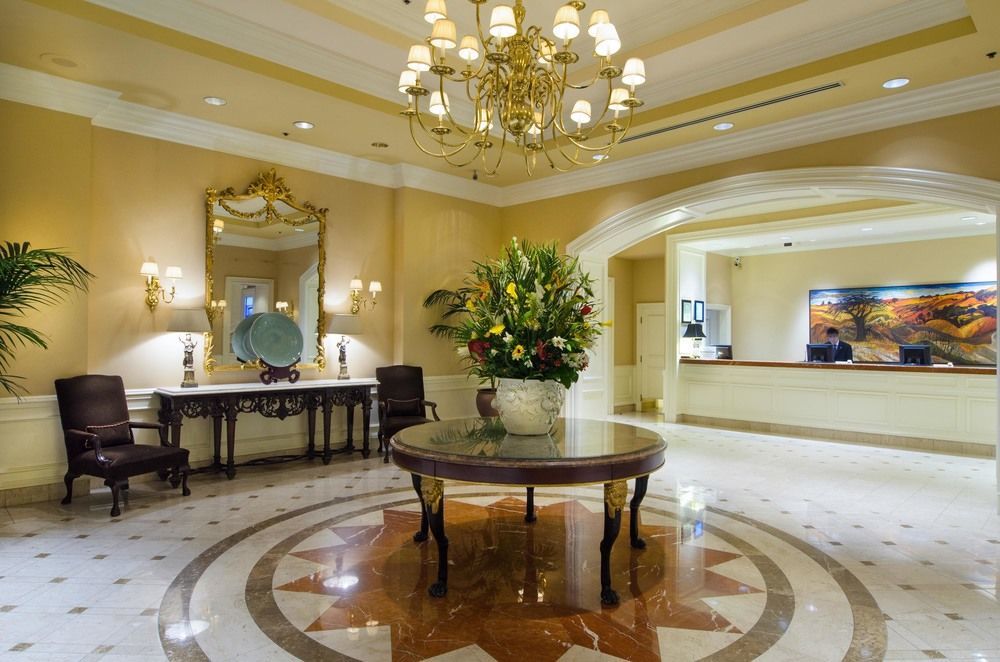 Hotel La Grande At The Sutton Place 5*