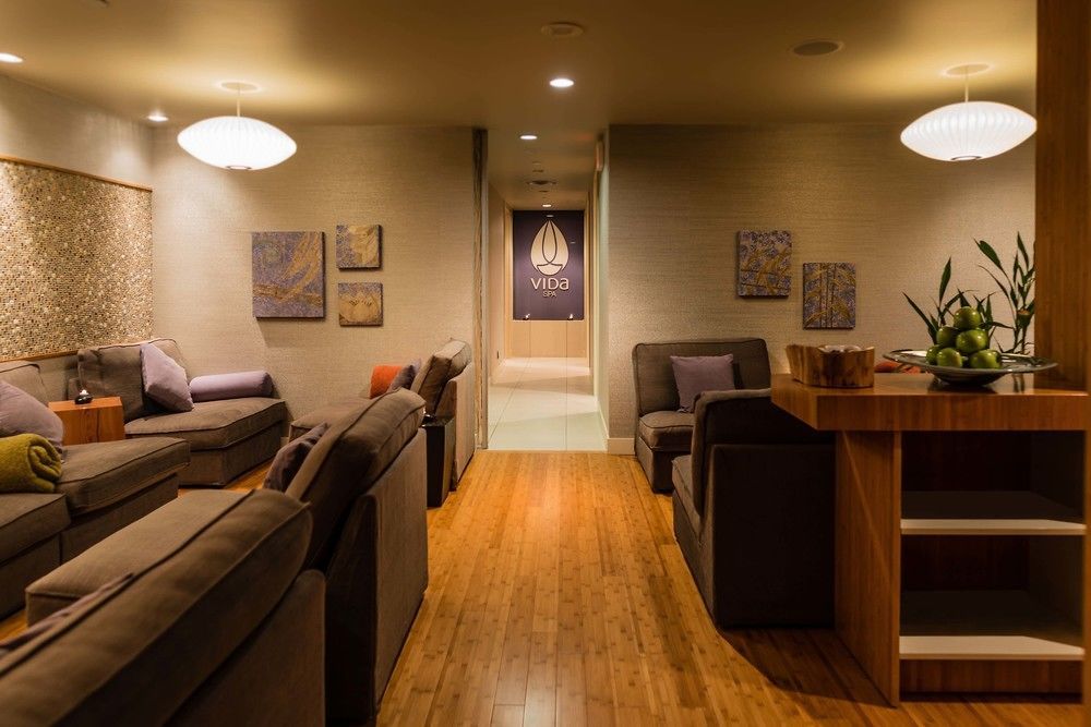 La Grande At The Sutton Place Vancouver