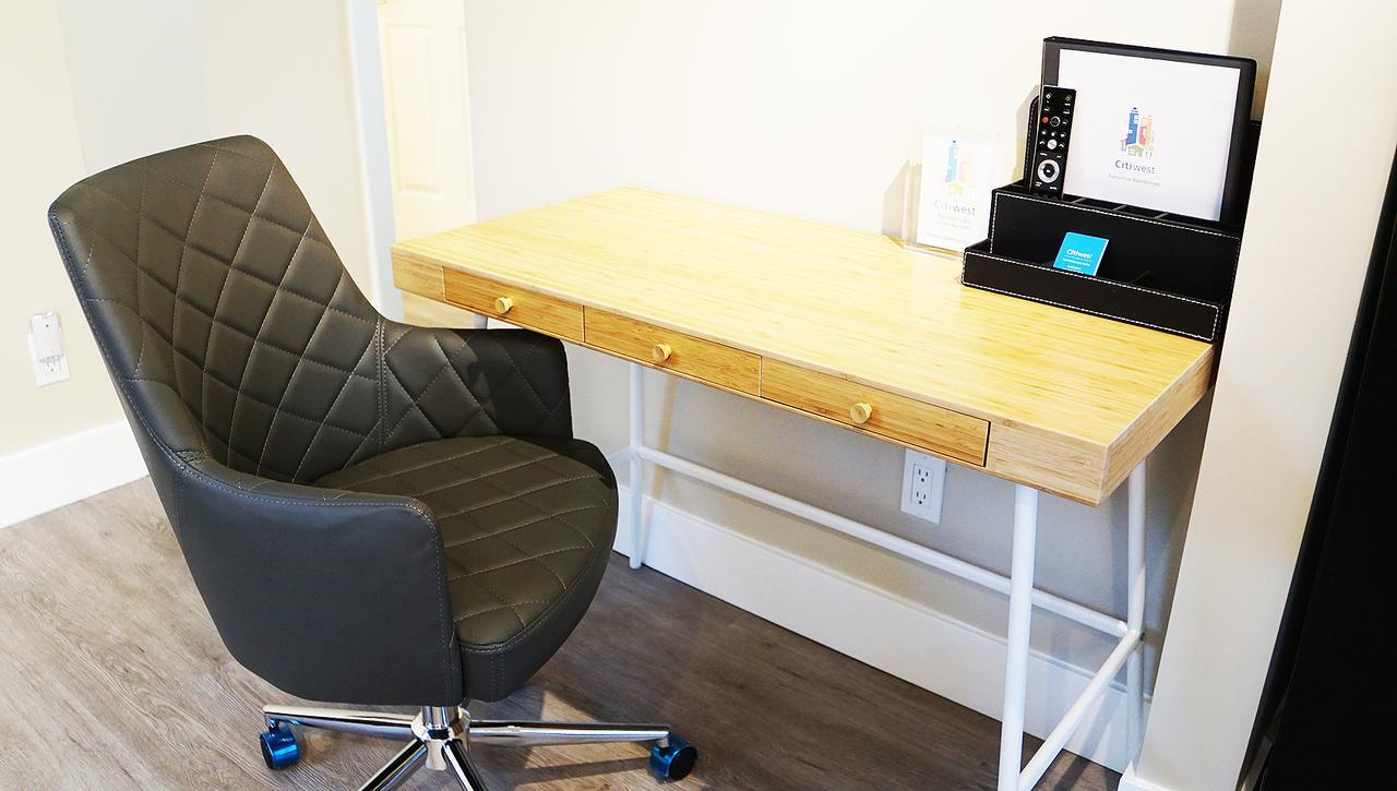 Columbia House By Citiwest Apartment