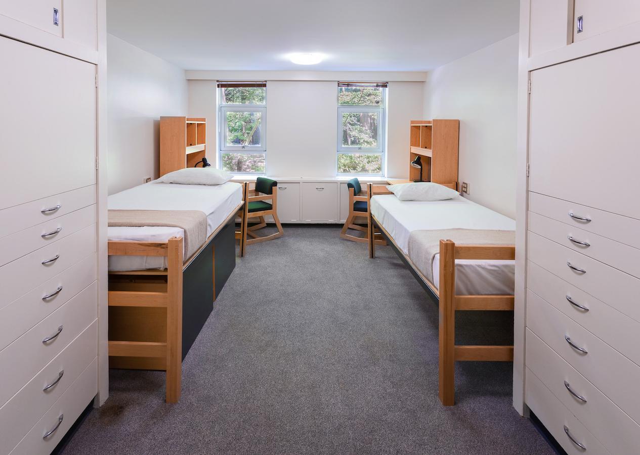 Pacific Spirit Hostel