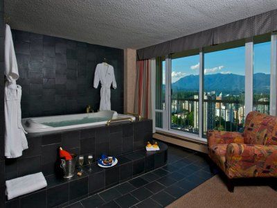 Coast Plaza And 3* Vancouver