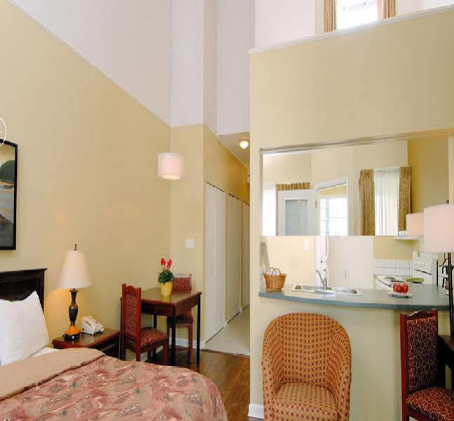 Robson Aparthotel Vancouver