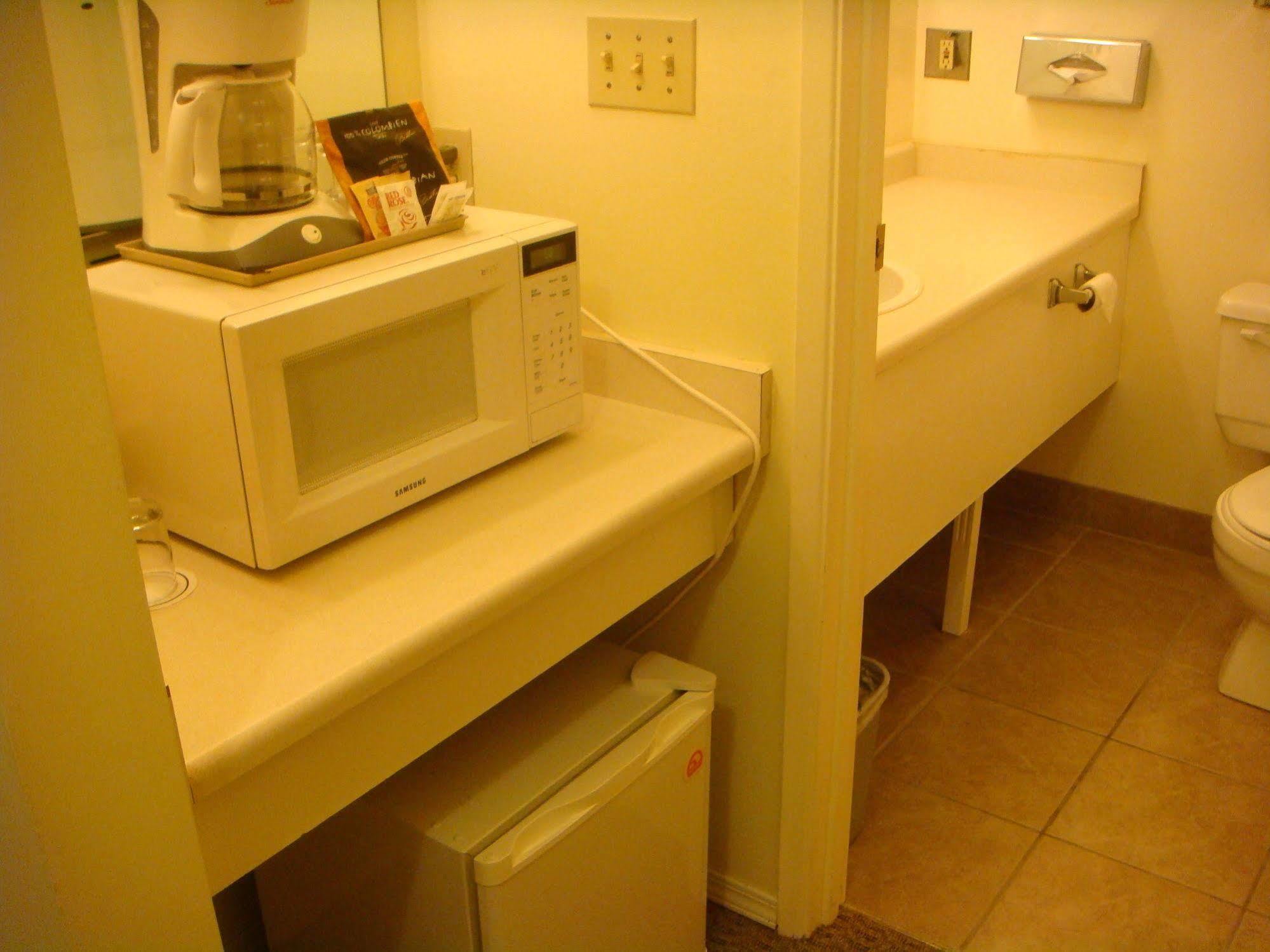 Cassandra Hotel 2*