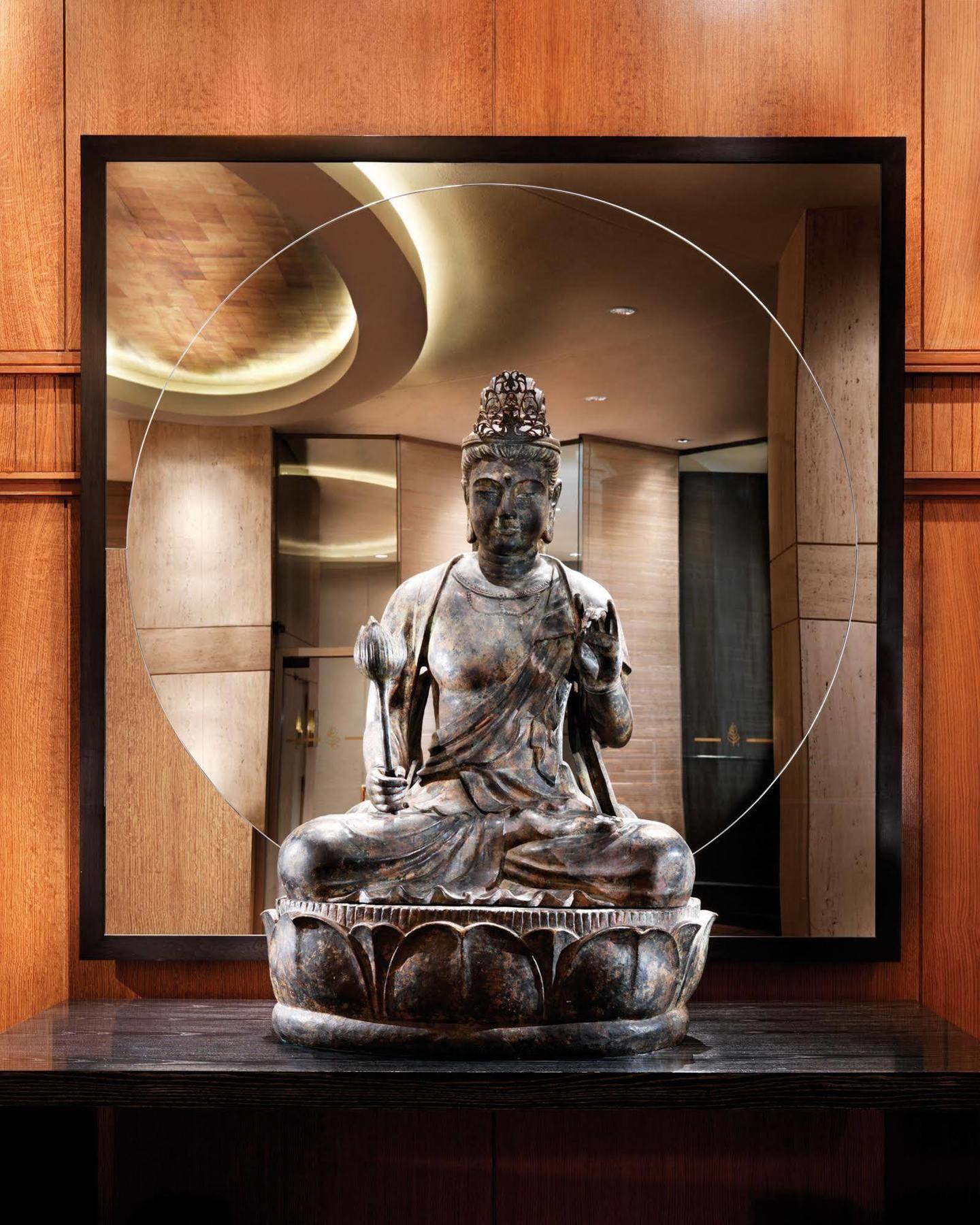 Four Seasons Hotel 5*