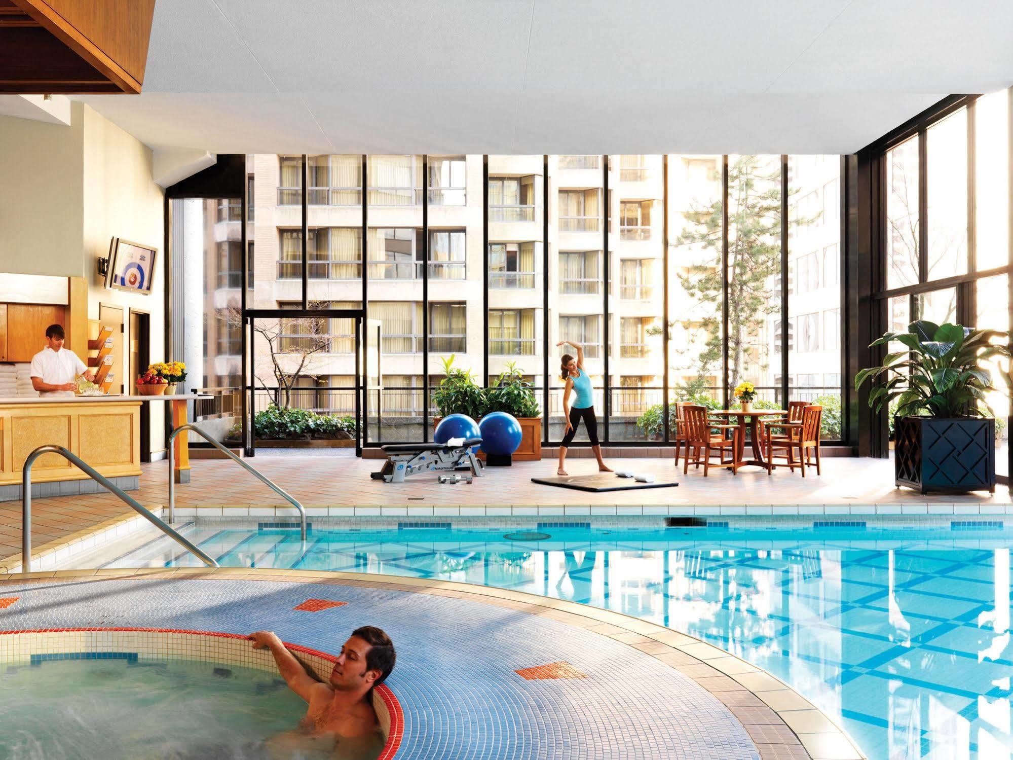 Four Seasons Hotel 5*
