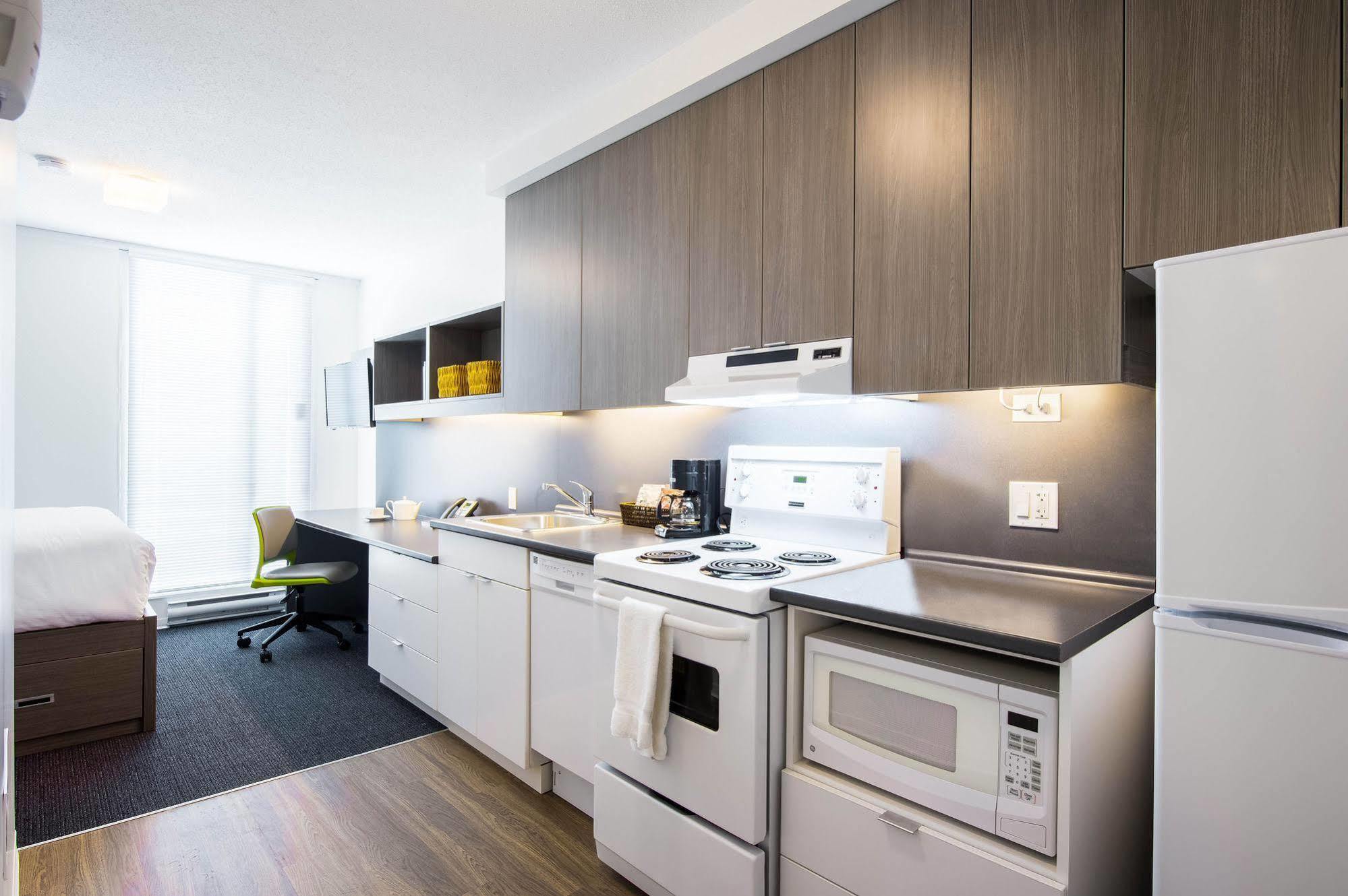 Hotel Ponderosa Vancouver