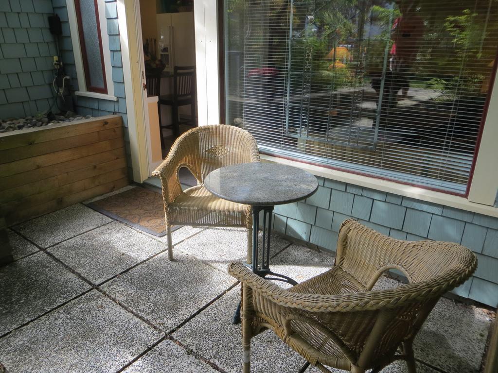 Apartment A @ Kitsilano