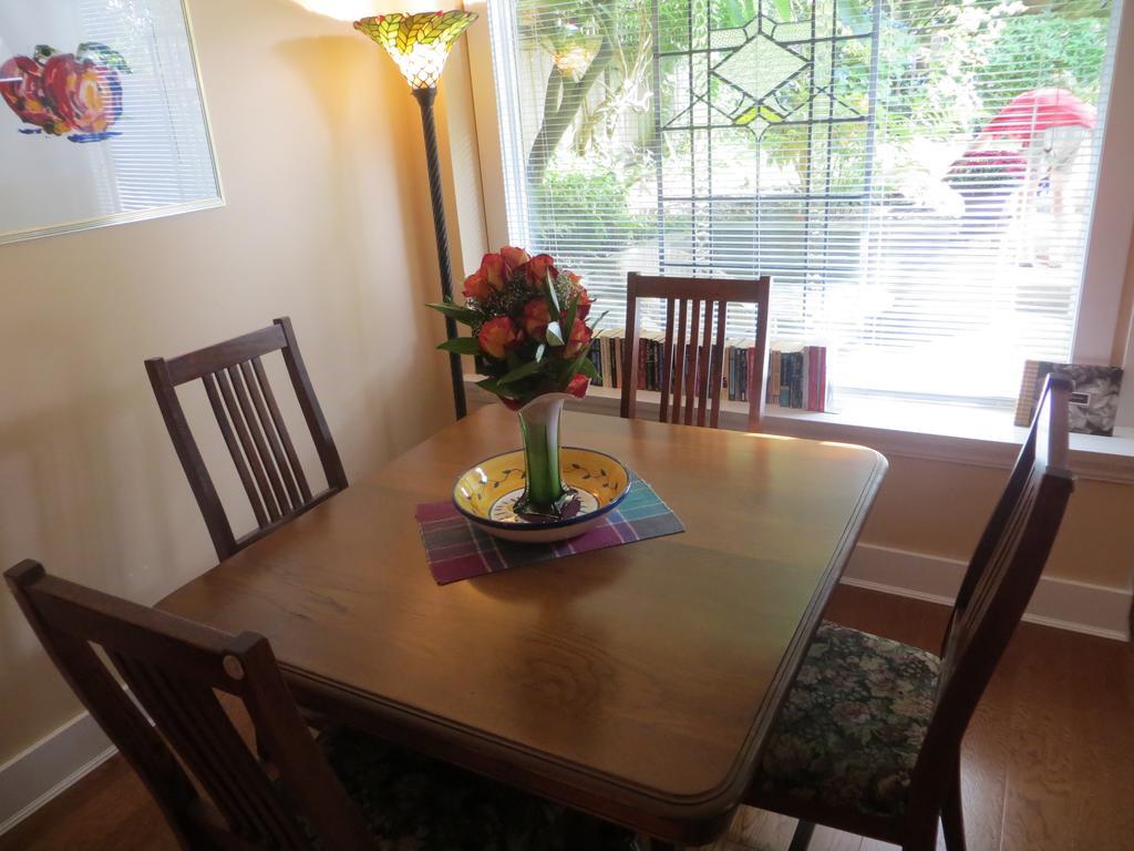 Apartment A @ Kitsilano Vancouver