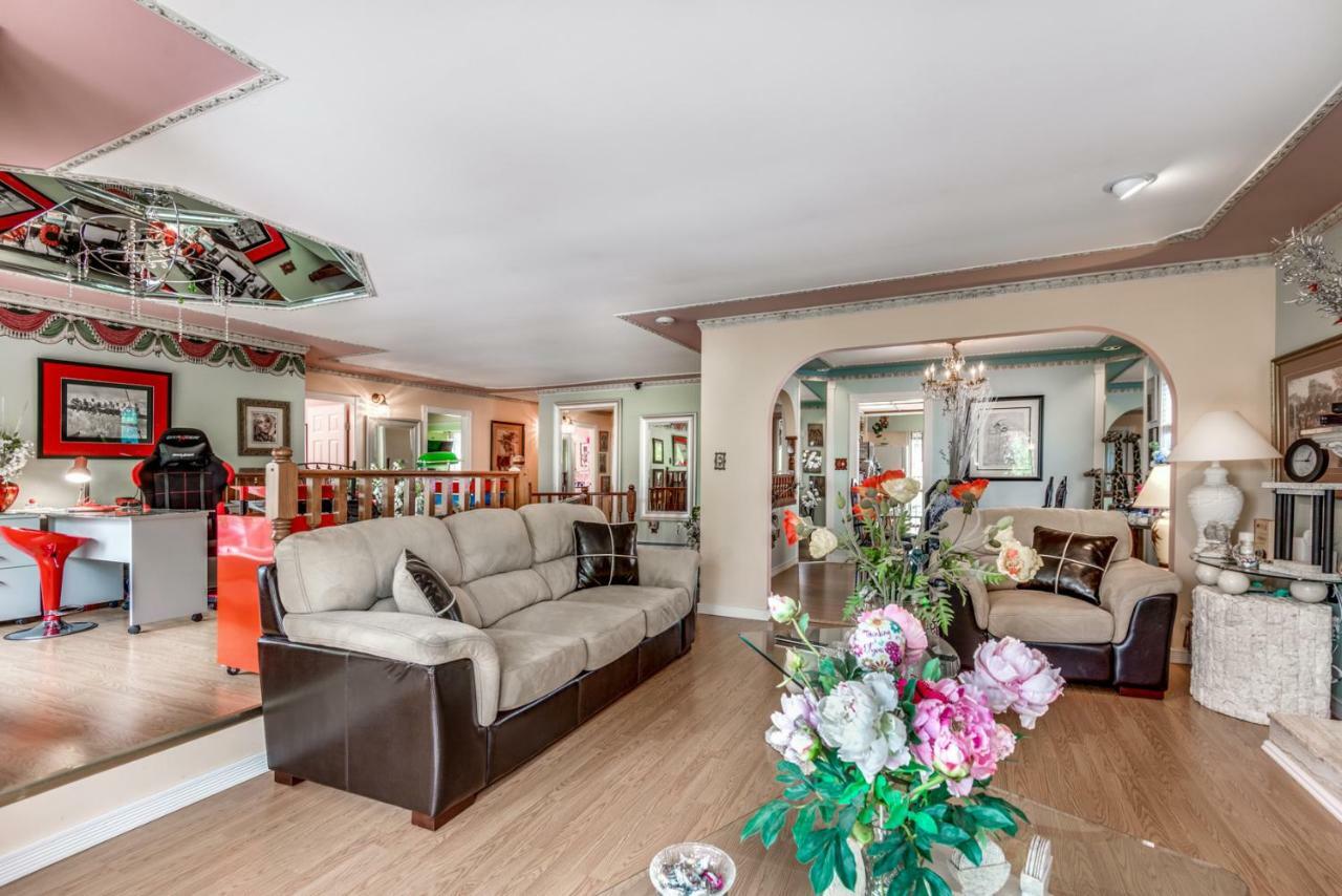 Diana's Luxury Vancouver