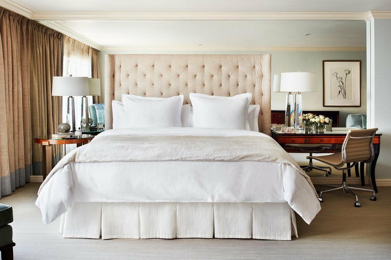 Four Seasons Hotel