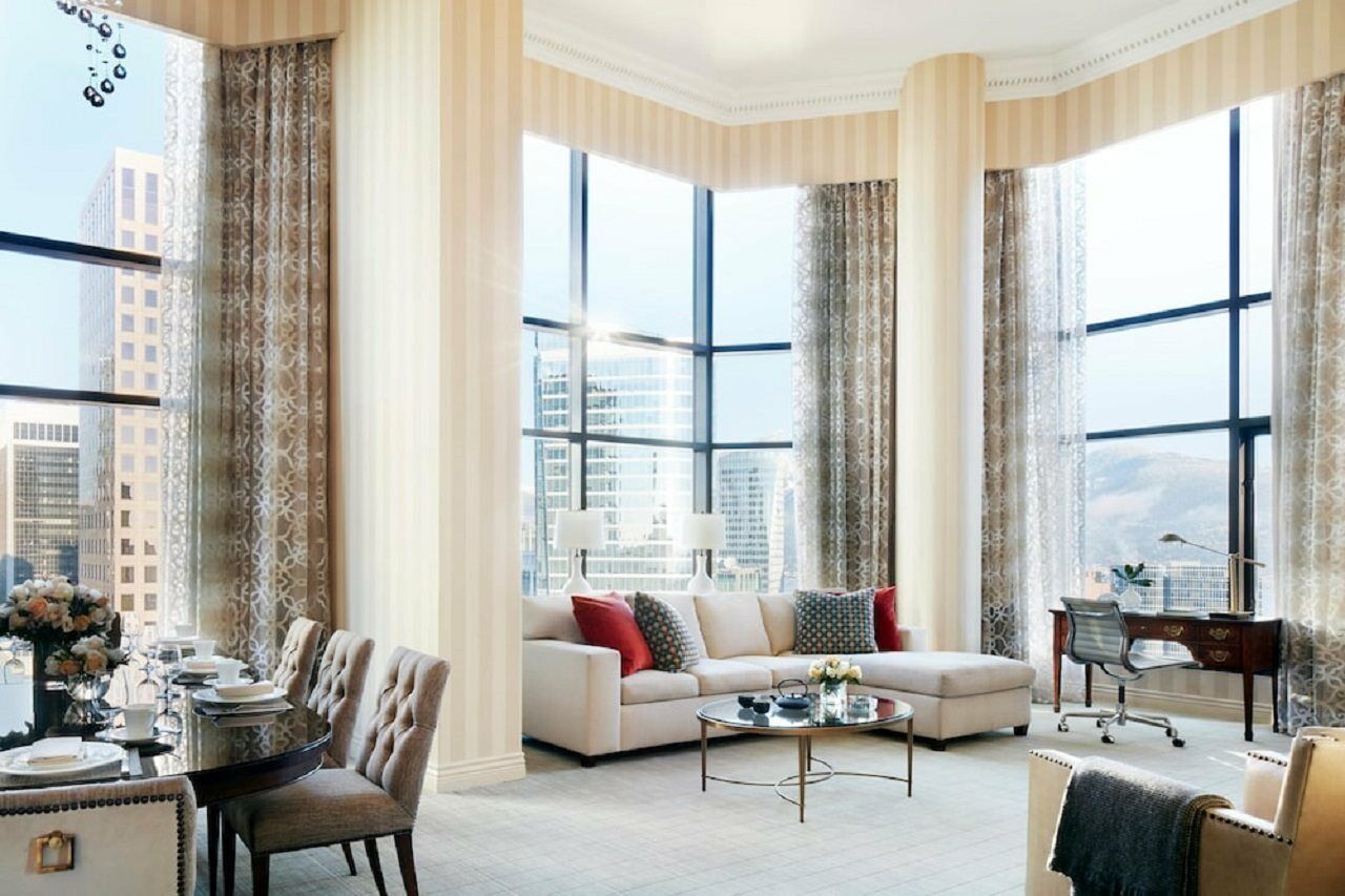 Hotel Four Seasons 5*
