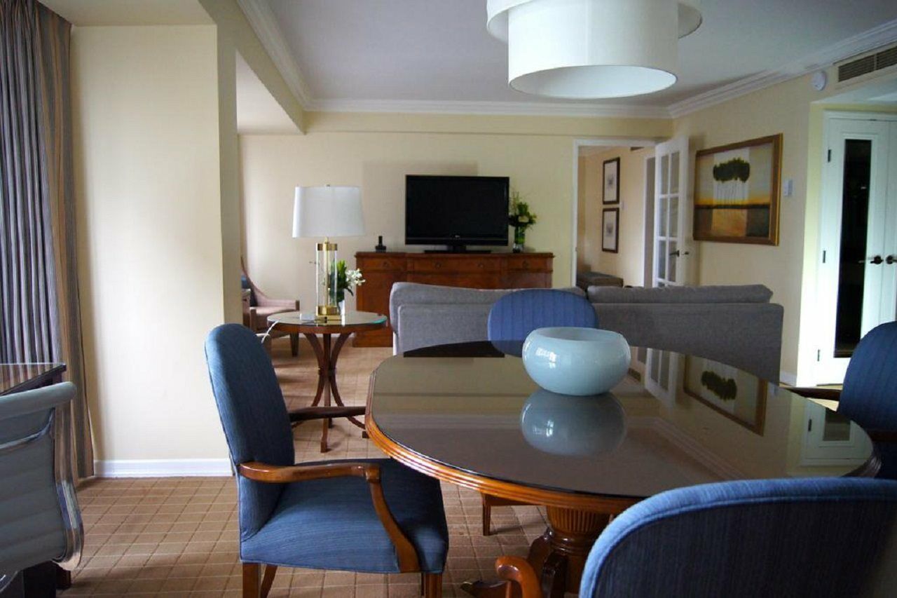 Four Seasons Hotel 5*
