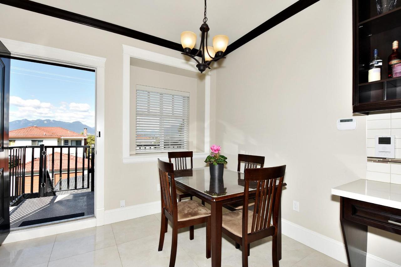 Gasthof Rare Find Exquisitely New Quiet & Safe Skytrain Vancouver