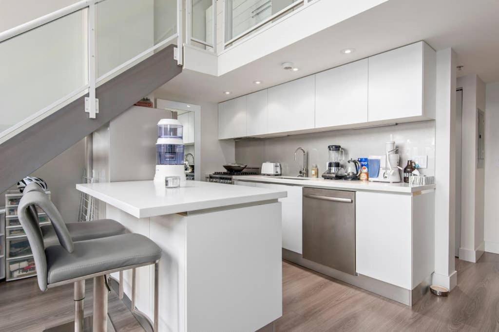 Seymour Loft Apartment Vancouver